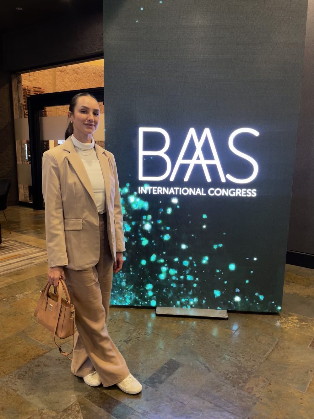 Dra. Érica no BAAS International Congress.